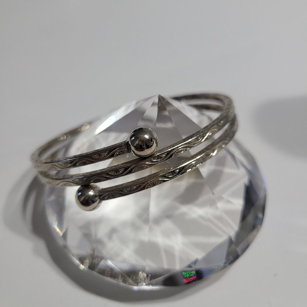 Artisan Cuff Bohemian Bracelet Swirl Wave Design Silver Tone Sz 8